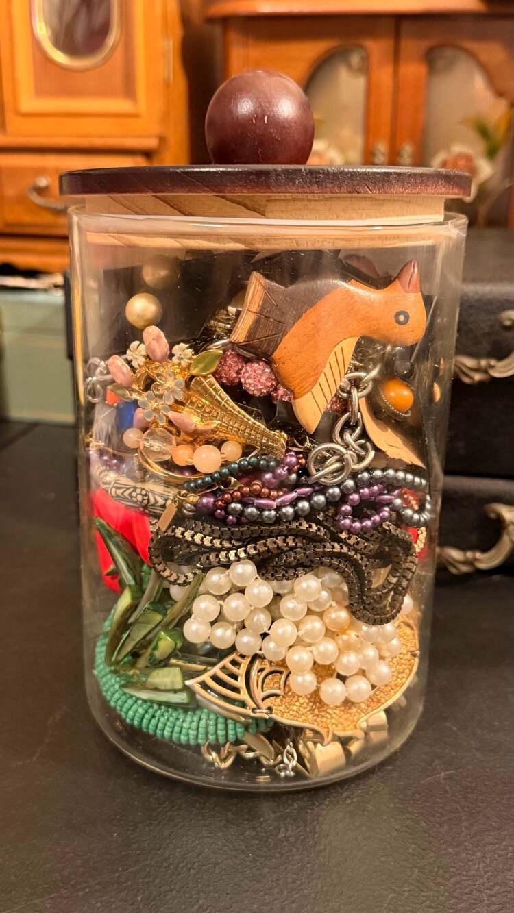 Mixed Jewelry Jar Vintage/Costume Jewelry Lot